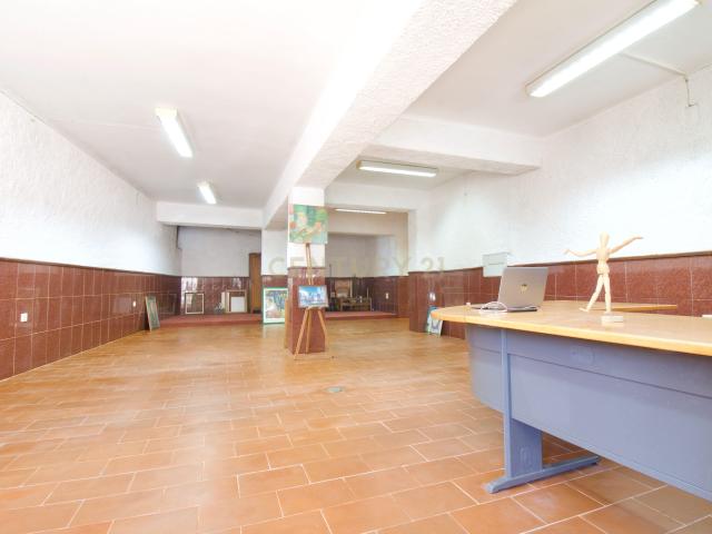 Loja venda em Ginjal, Almada
