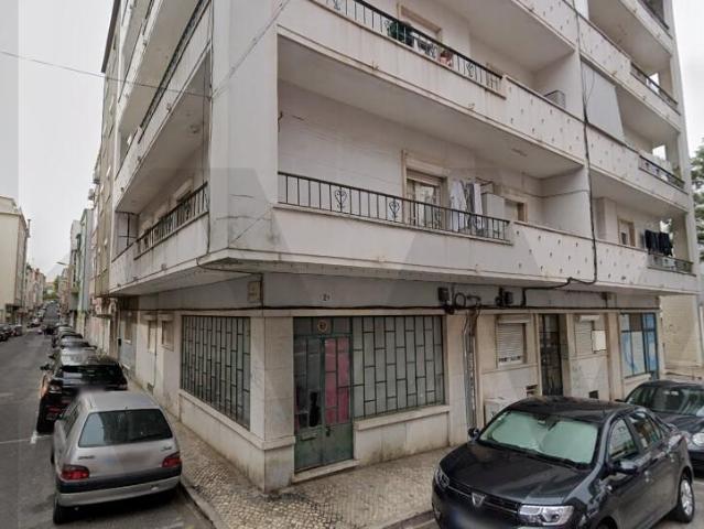 Loja alugar em Santiago Dos Velhos, Lisboa