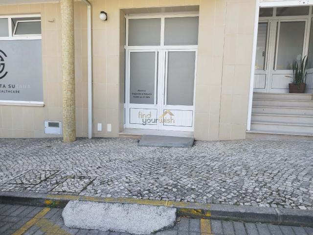 Loja alugar em Alcobaça, Leiria