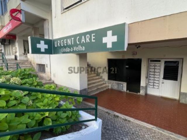 Armazém venda em Oeiras, Lisboa