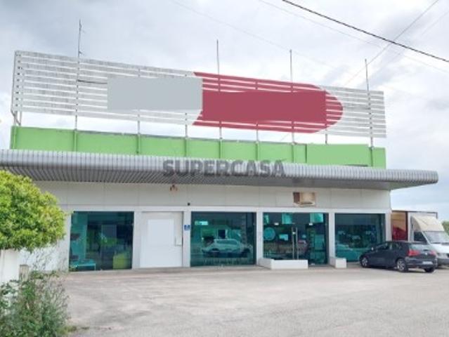 Armazém venda em Leiria