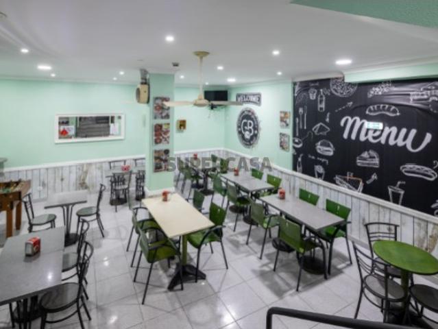 Armazém venda em Santo António do Laranjeiro, Almada