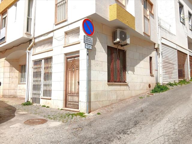 Loja venda em Bairro Operário, Lagos