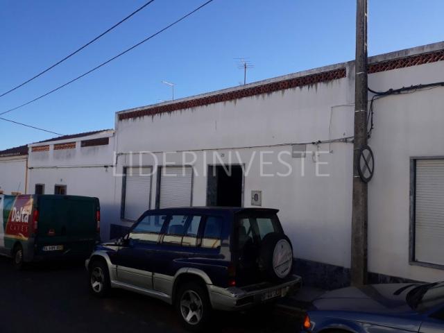 Loja venda em Beja (Santiago Maior e São João Baptista), Beja