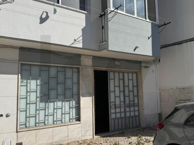 Loja venda em Fonte das Eiras, Agualva e Mira-Sintra
