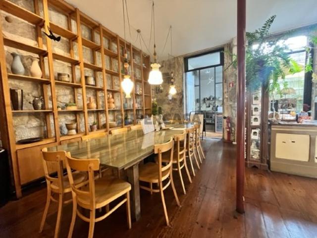 Armazém venda em Porto