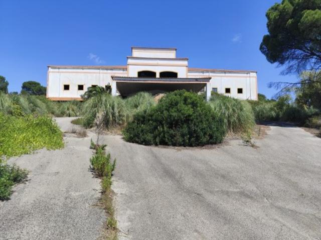 Armazém venda em Santo Antonino, Coruche