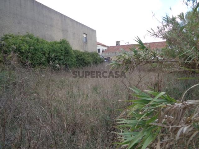 Garagem venda em Usseira, Óbidos