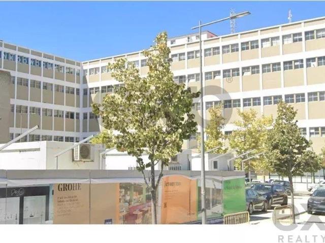 Loja venda em Poço do Bispo, Lisboa