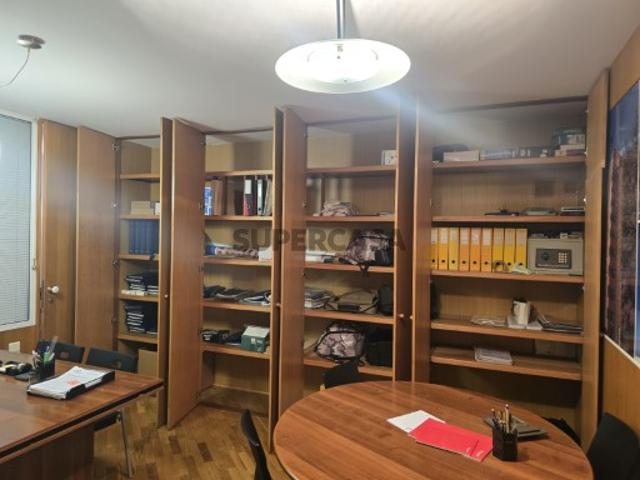 Armazém venda em Devesas, Vila Nova De Gaia