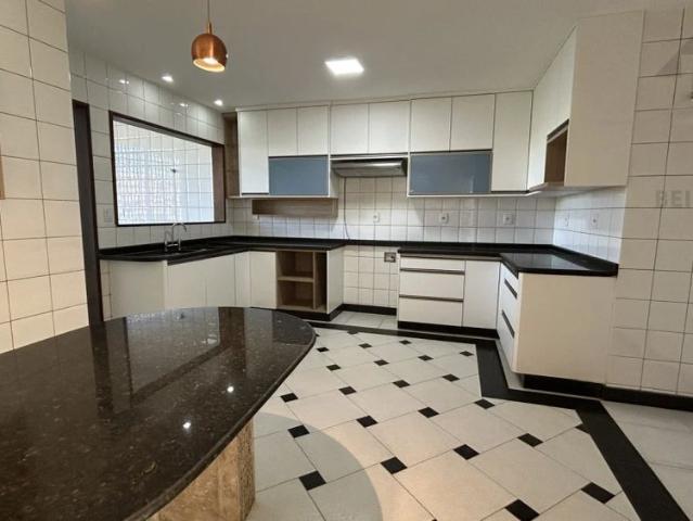 Apartamento aluguel em SQN 212, Plano Piloto