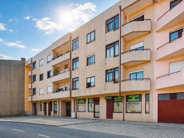 Loja venda em Lugar do Castelo, Vila Nova De Gaia