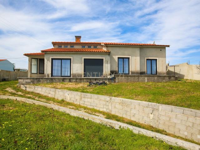 Vivenda venda em Olho Marinho, Óbidos