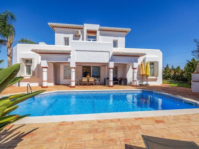 Vivenda venda em Guia, Albufeira