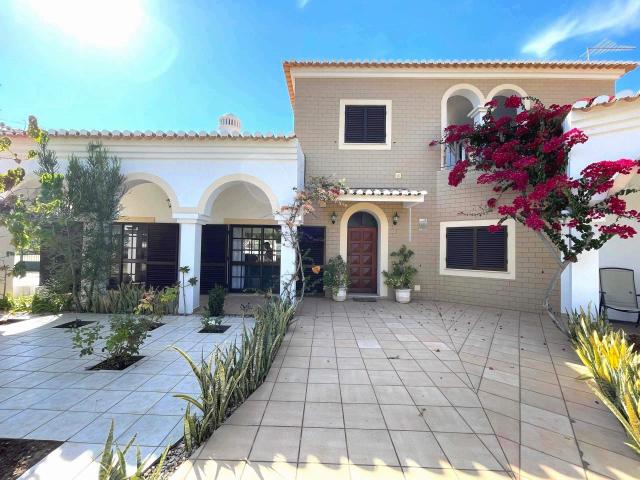 Casa venda em Praia de Alvor, Portimão