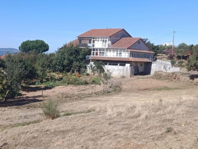 Casa venda em Edroso, Bragança