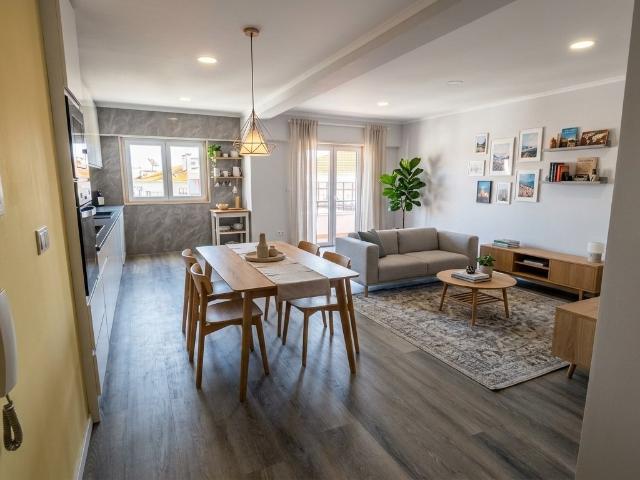 Apartamento venda em Fanqueiro, Seixal