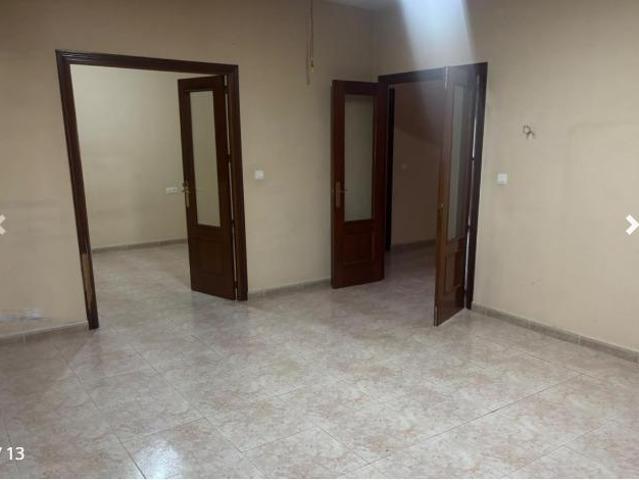 Casa en venta en Alcuéscar, Extremadura