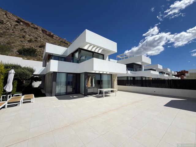 Casa en alquiler en la Marina Baixa, Valencia
