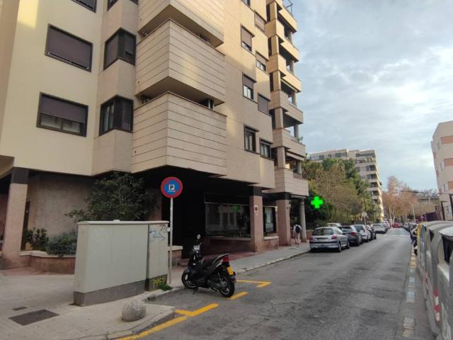 Garaje en alquiler en Canavall, Palma