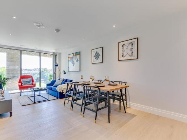 House for rent in Kilburn, Greater London