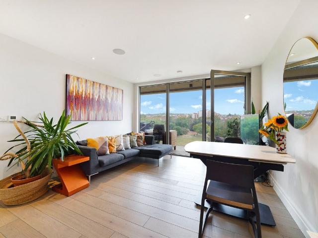 Apartment for rent in Kilburn, Greater London