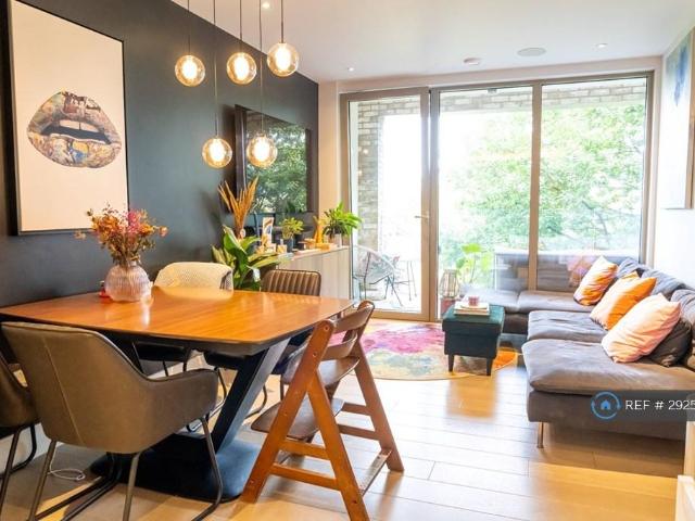 Apartment for rent in Kilburn, Greater London