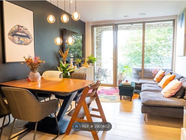 Apartment for rent in Kilburn, Greater London