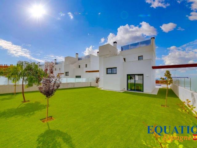 Casa en venta en Vistahermosa, l'Alacantí