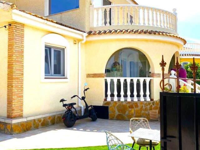 Casa en venta en el Baix Vinalopó, Valencia
