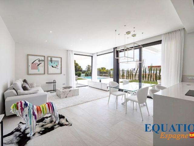 Casa en venta en la Marina Baixa, Valencia