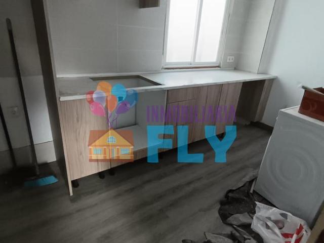 Habitación en alquiler en Ourense, A Carballeira