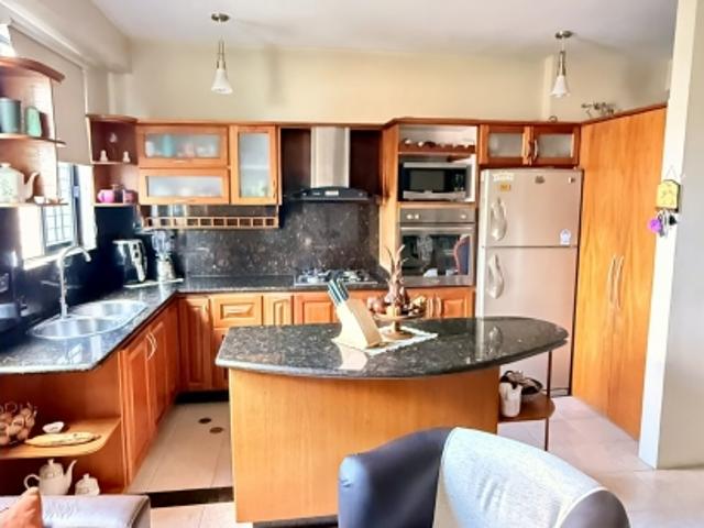 Apartamento en venta en Urbanización Valle de Camoruco, Valencia