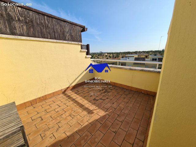 Piso en alquiler en Tomares, Andalucía