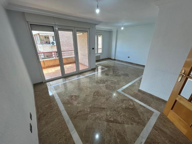 Apartamento en alquiler en Zaidín - Vergeles, Granada
