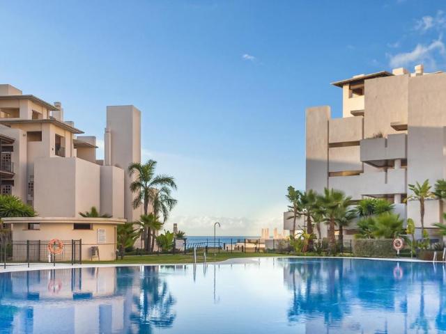 Piso en venta en Estepona, Garden Beach