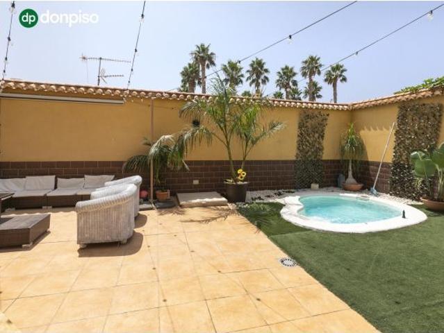 Casa en venta en Carchuna, Motril
