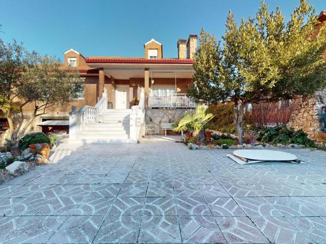 Casa en venta en Los Hueros, Villalbilla