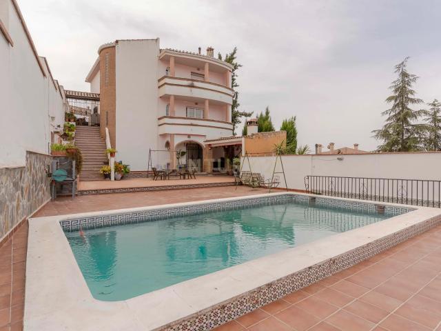 Casa en venta en Víznar, Granada