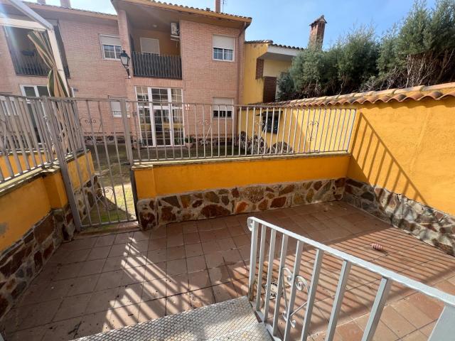 Casa en alquiler en Esquivias, Toledo