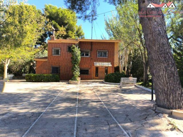Casa en venta en l'Alt Vinalopó / El Alto Vinalopó, Valencia
