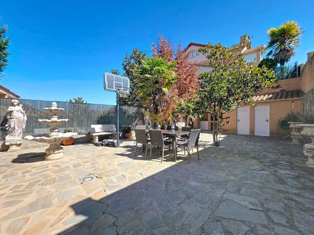Chalet en venta en Nuevo Aranjuez, Aranjuez