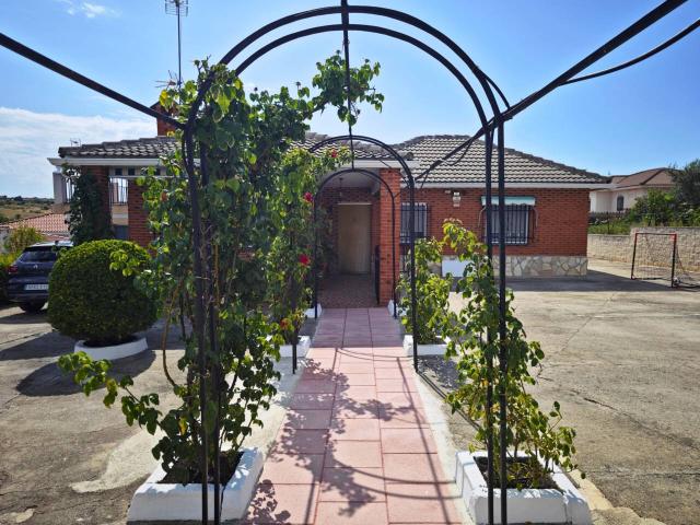 Casa en venta en Urbanización Castillo del Olmo, El Viso De San Juan
