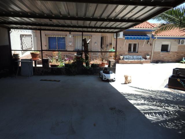 Chalet en venta en Cedillo Del Condado, Castilla-La Mancha