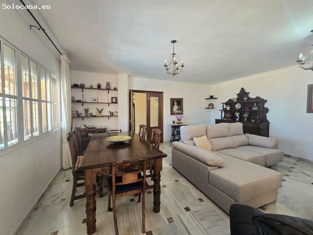 Casa en venta en Puerto de la Torre, Málaga-Costa del Sol