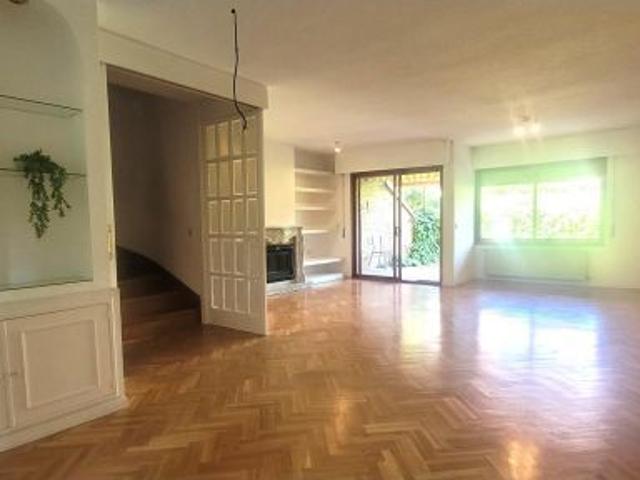 Casa en alquiler en Las Rozas De Madrid, Madrid