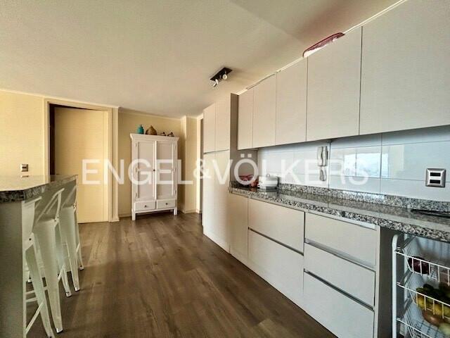 ESPECTACULAR DEPARTAMENTO EN JARDINES DE HUAYQUIQUE