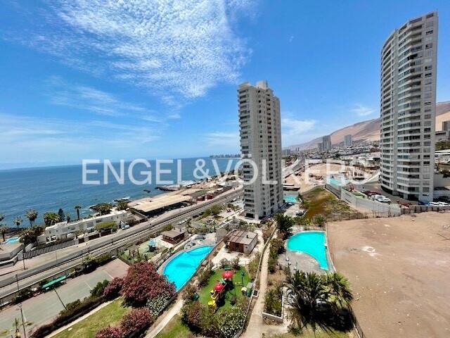 ESPECTACULAR DEPARTAMENTO EN JARDINES DE HUAYQUIQUE