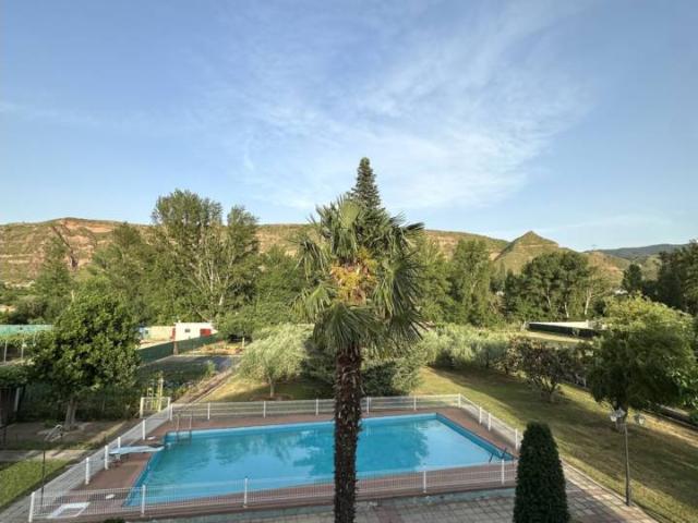 Casa en venta en Albelda De Iregua, La Rioja