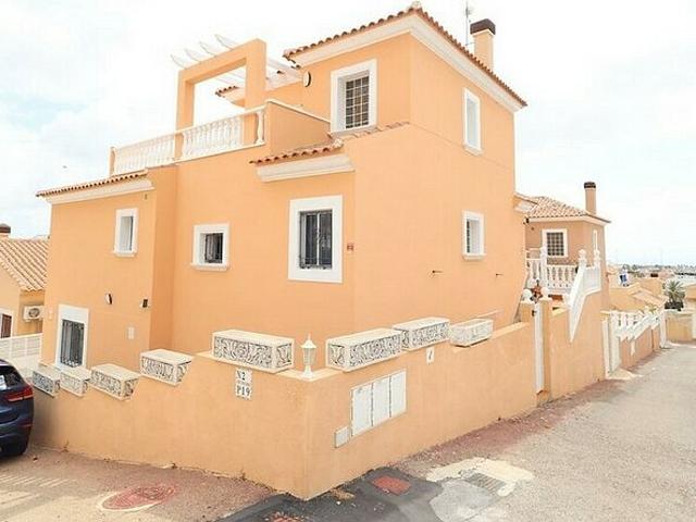 Chalet en venta en Diputació, l'Alacantí